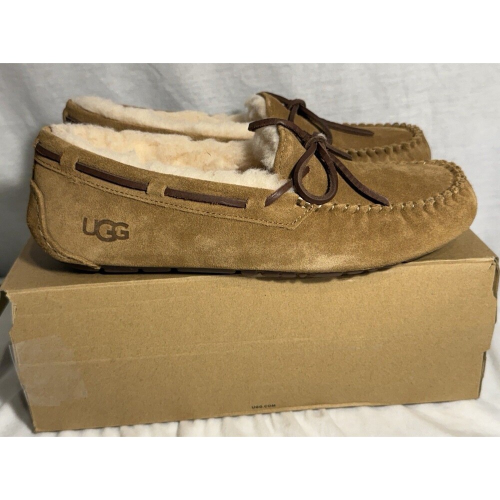 NEW NIB UGG Dakota Chestnut Suede Fur Slippers Womens Size 9 Brown Slip Ons - Picture 2 of 8